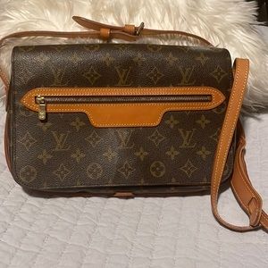 Authentic Vintage Louis Vuitton Crossbody